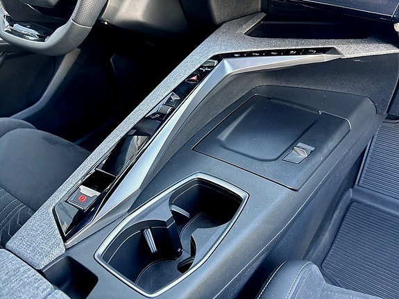 Peugeot 5008 10 of 15