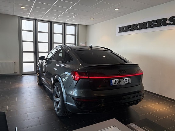 Audi SQ8 5 of 12
