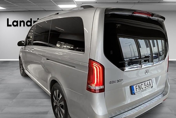 Mercedes-Benz EQV300 2 of 14
