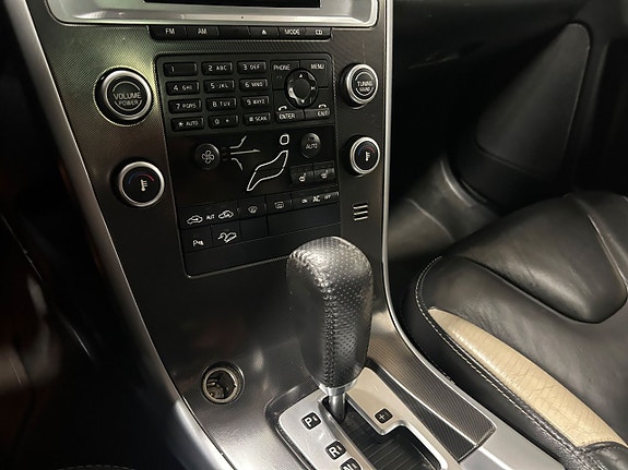 Volvo XC60 18 of 20