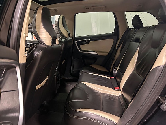 Volvo XC60 9 of 20