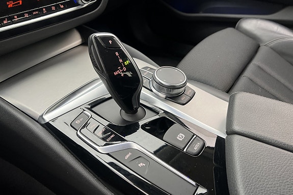 BMW 530e 22 of 30