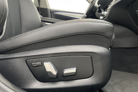 BMW 530e 26 of 30
