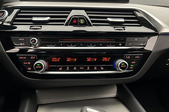 BMW 530e 21 of 30