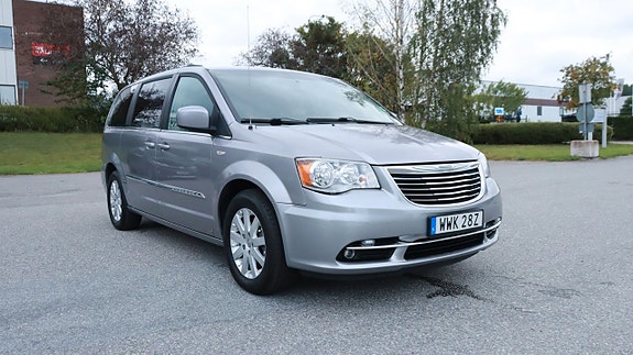 Chrysler Town & Country