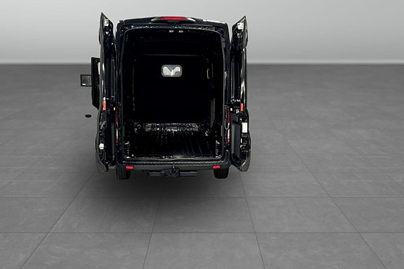 Ford Transit 10 of 11