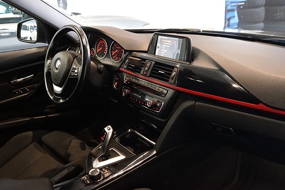 BMW 320i 8 of 10