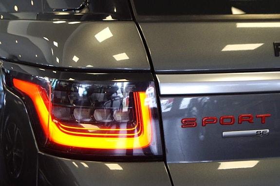 Land Rover Range Rover Sport 5 of 5