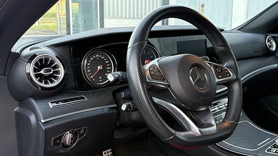 Mercedes-Benz E400 12 of 20