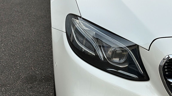 Mercedes-Benz E400 8 of 20