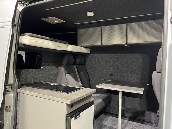 Volkswagen Crafter 8 of 19