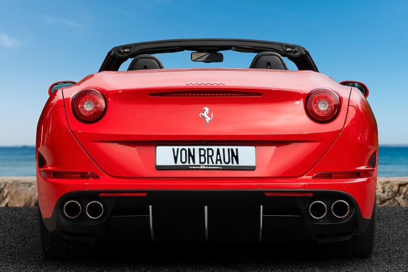 Ferrari California T 7 of 25