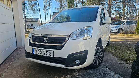 Peugeot Partner 8 of 13
