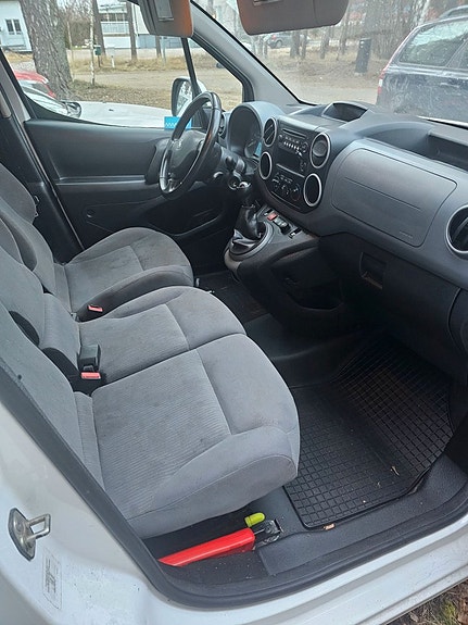 Peugeot Partner 6 of 13