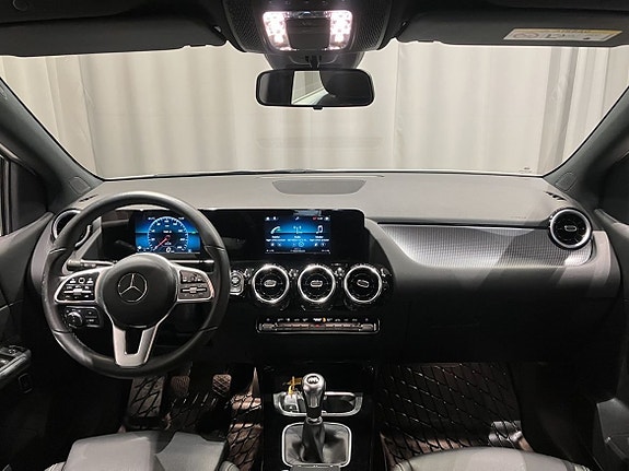 Mercedes-Benz B-Klass 4 of 5