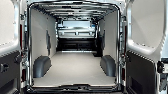 Renault Trafic 10 of 10