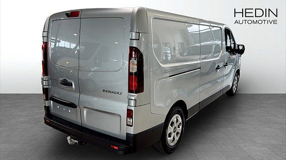 Renault Trafic 2 of 10