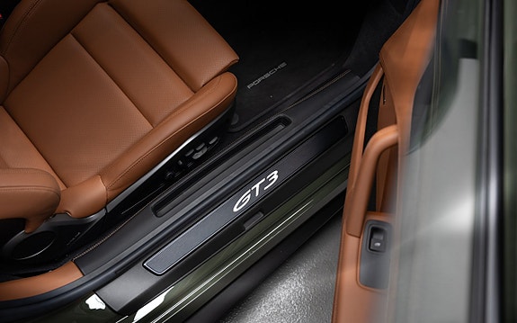 Porsche 911 14 of 15