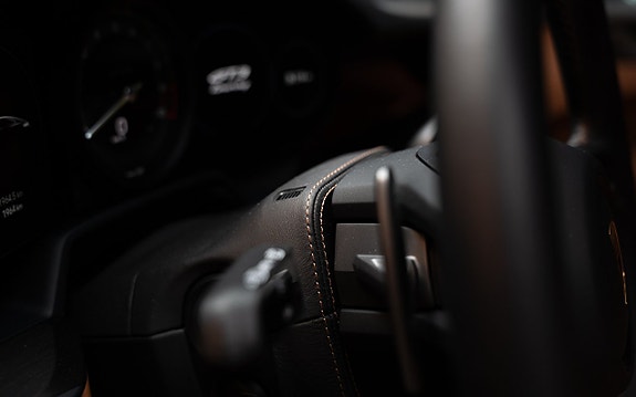 Porsche 911 8 of 15
