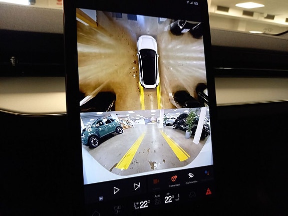 Polestar 3 12 of 13