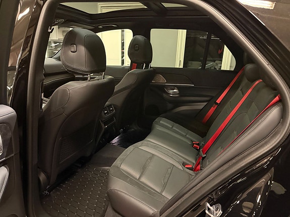 Mercedes-Benz GLE53 12 of 21
