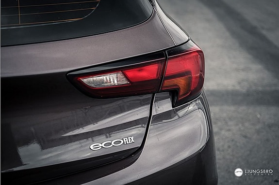 Opel Astra 3 of 5