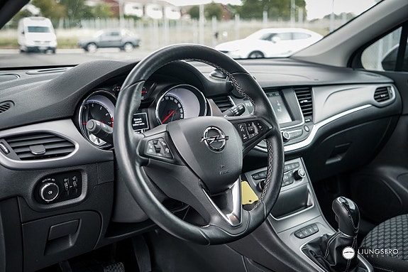 Opel Astra 6 of 12