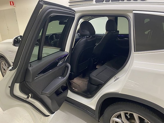 BMW X3 8 of 10