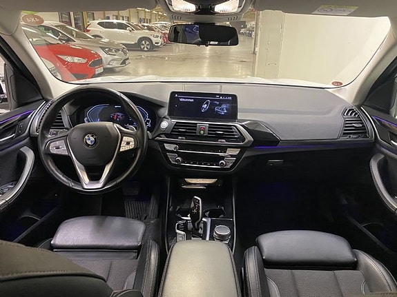 BMW X3 9 of 10