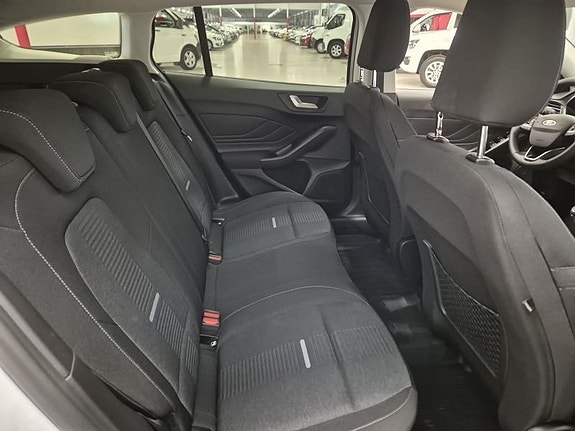 Ford Focus 9 of 10