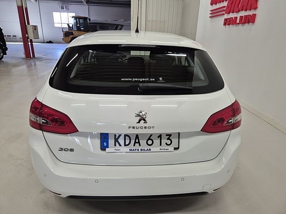 Peugeot 308 7 of 10