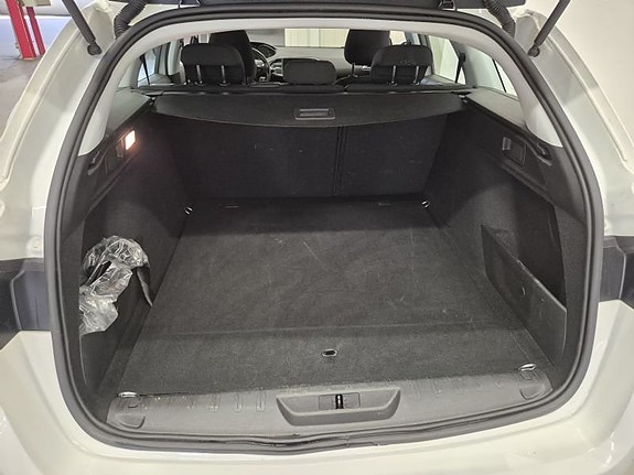 Peugeot 308 8 of 10