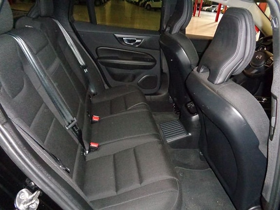 Volvo V60 9 of 10