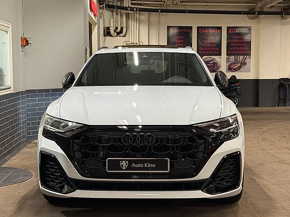 Audi Q8 4 of 17