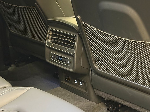 Audi Q8 15 of 17
