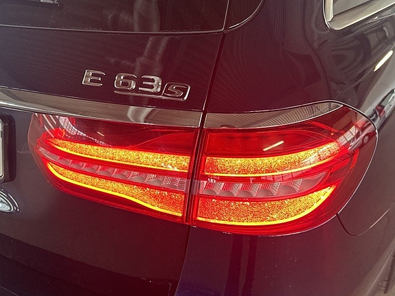 Mercedes-Benz E63 18 of 30