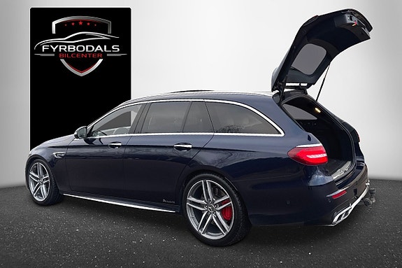 Mercedes-Benz E63 16 of 30