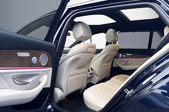 Mercedes-Benz E63 24 of 30