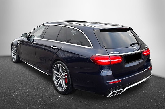 Mercedes-Benz E63 13 of 30