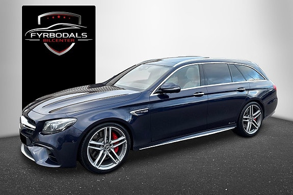 Mercedes-Benz E63 2 of 30