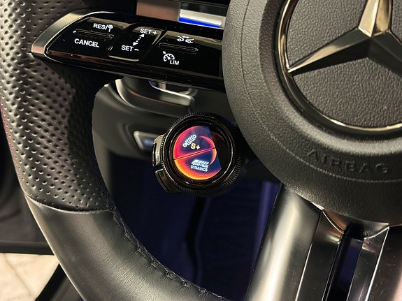 Mercedes-Benz CLS53 23 of 26