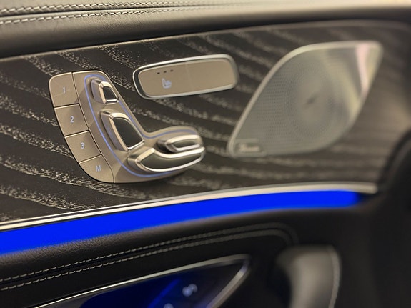 Mercedes-Benz CLS53 15 of 26