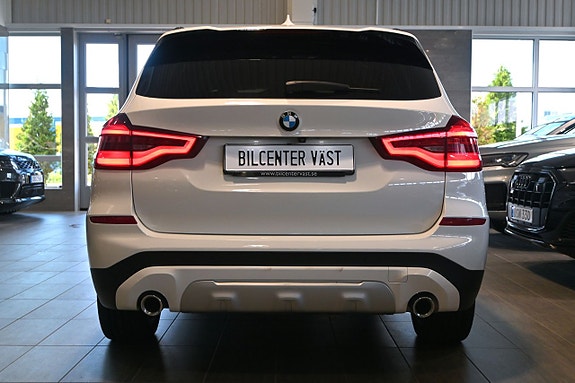 BMW X3 4 of 5