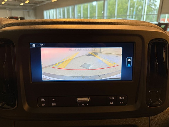 Mercedes-Benz eVito 112 14 of 14