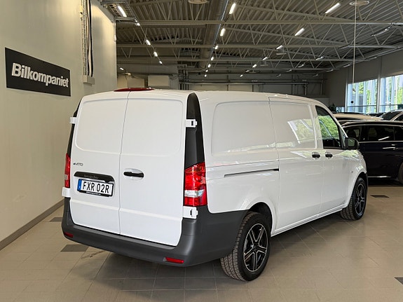 Mercedes-Benz eVito 112 4 of 5