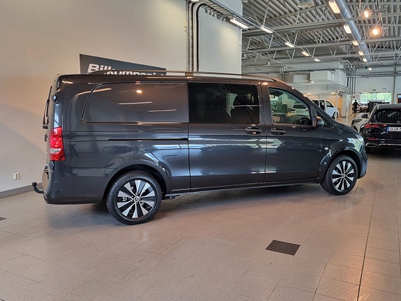 Mercedes-Benz Vito 119 2 of 5