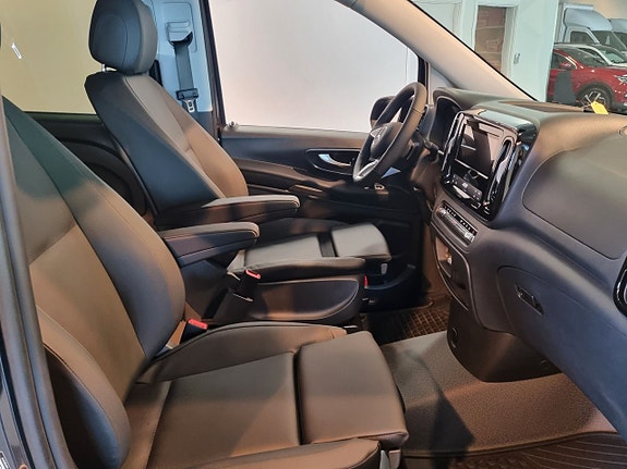 Mercedes-Benz Vito 108 6 of 10