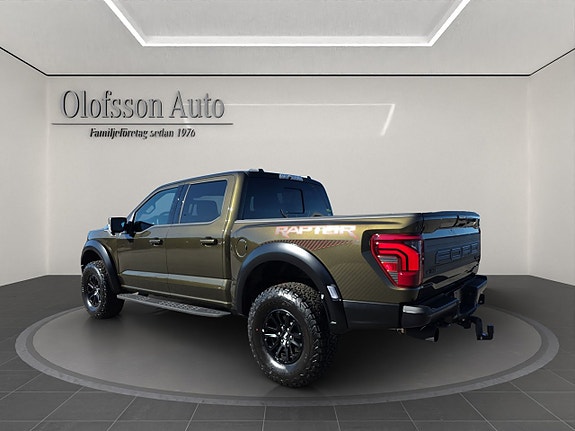 Ford F-150 4 of 5