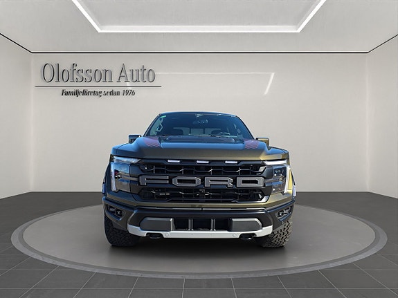 Ford F-150 2 of 5