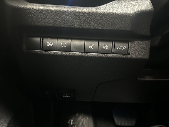 Toyota RAV4 18 of 22